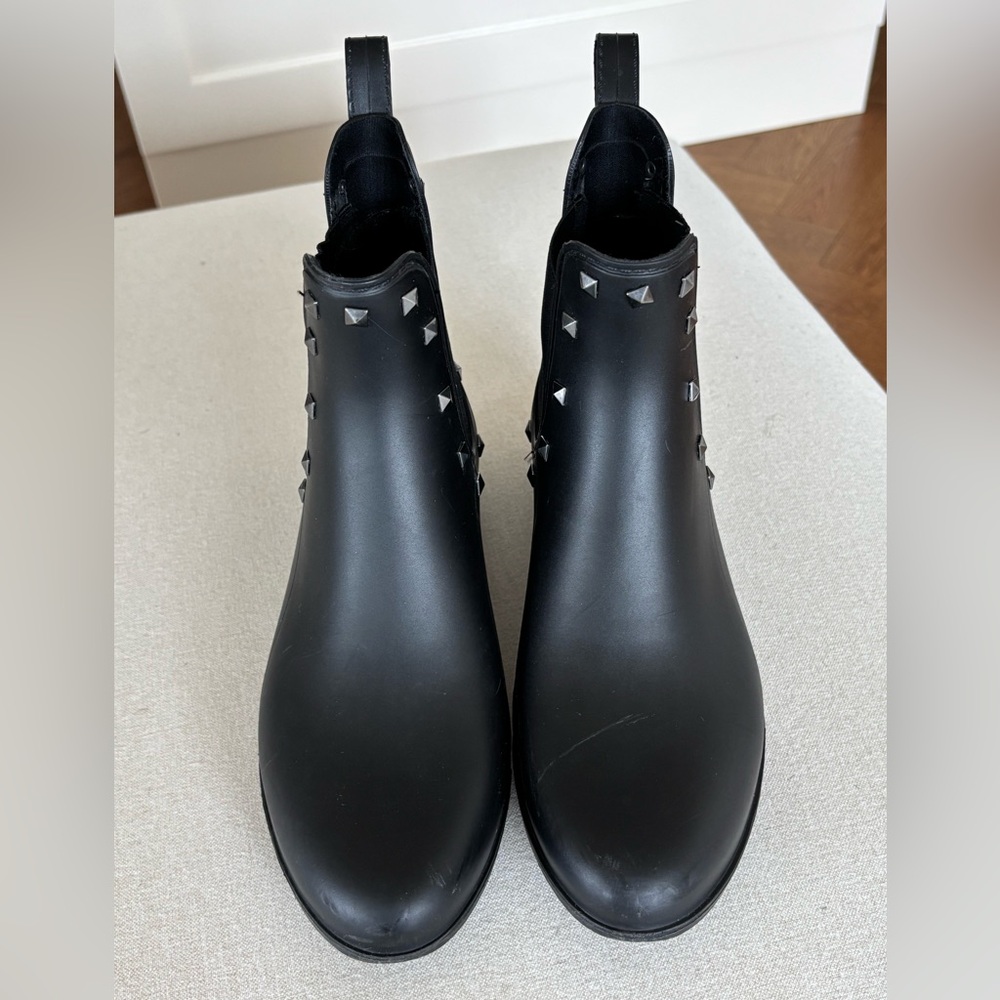 London Fog rain ankle boots booties rubber black studs 6.5 7 - Picture 3 of 6